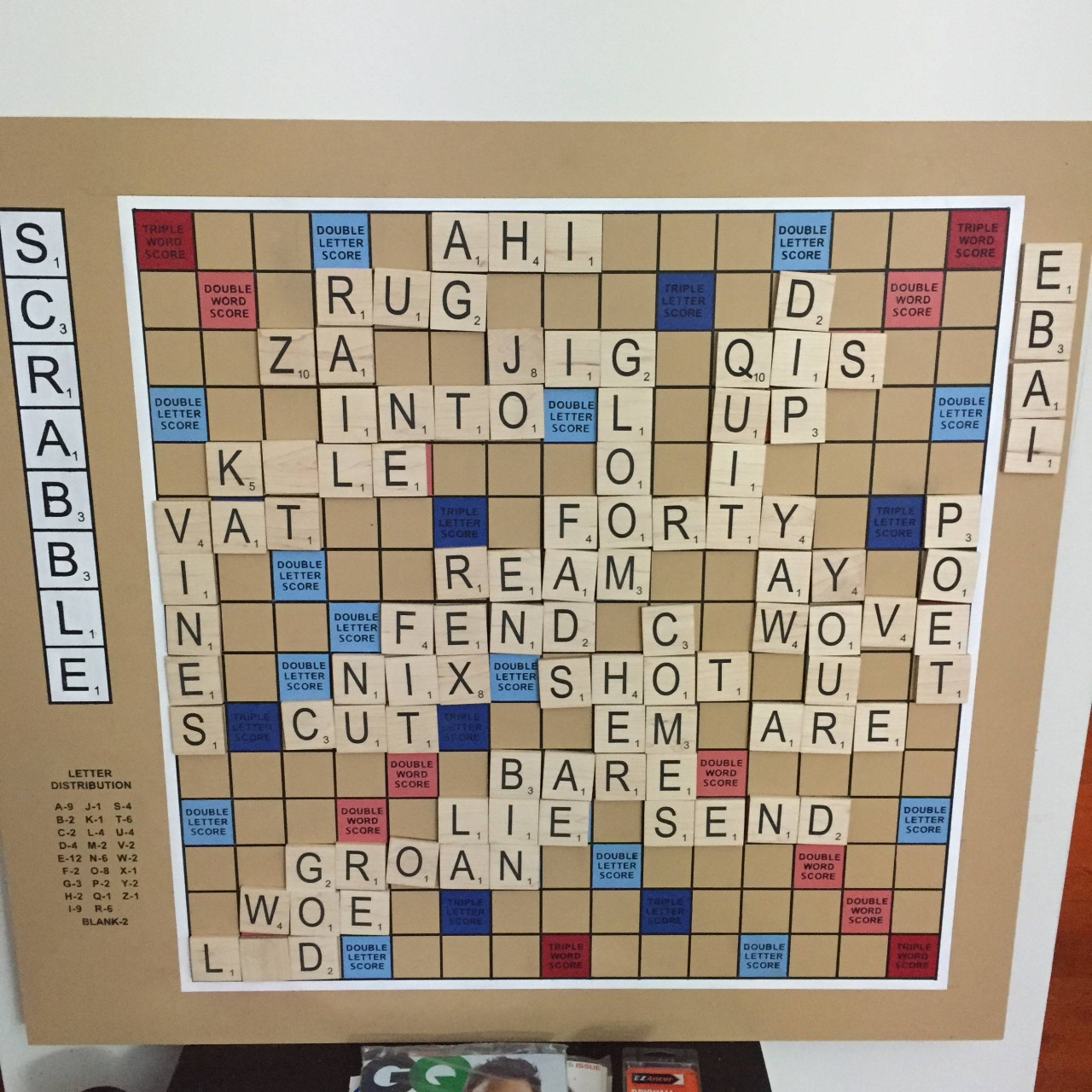 Óriási mágneses táblán még királyabb a Scrabble